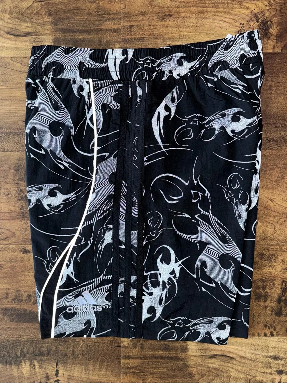 adidas lightweight athletic
